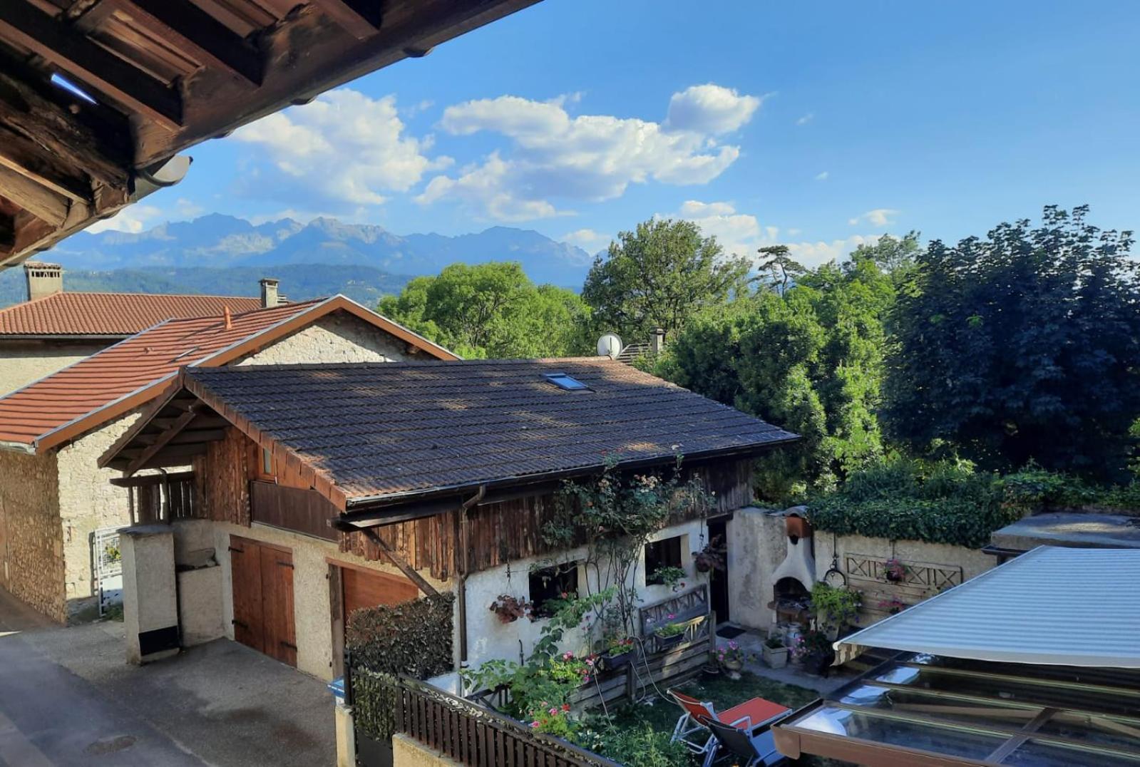 Maison De Village Au Pied De La Montagne Lumbin Экстерьер фото