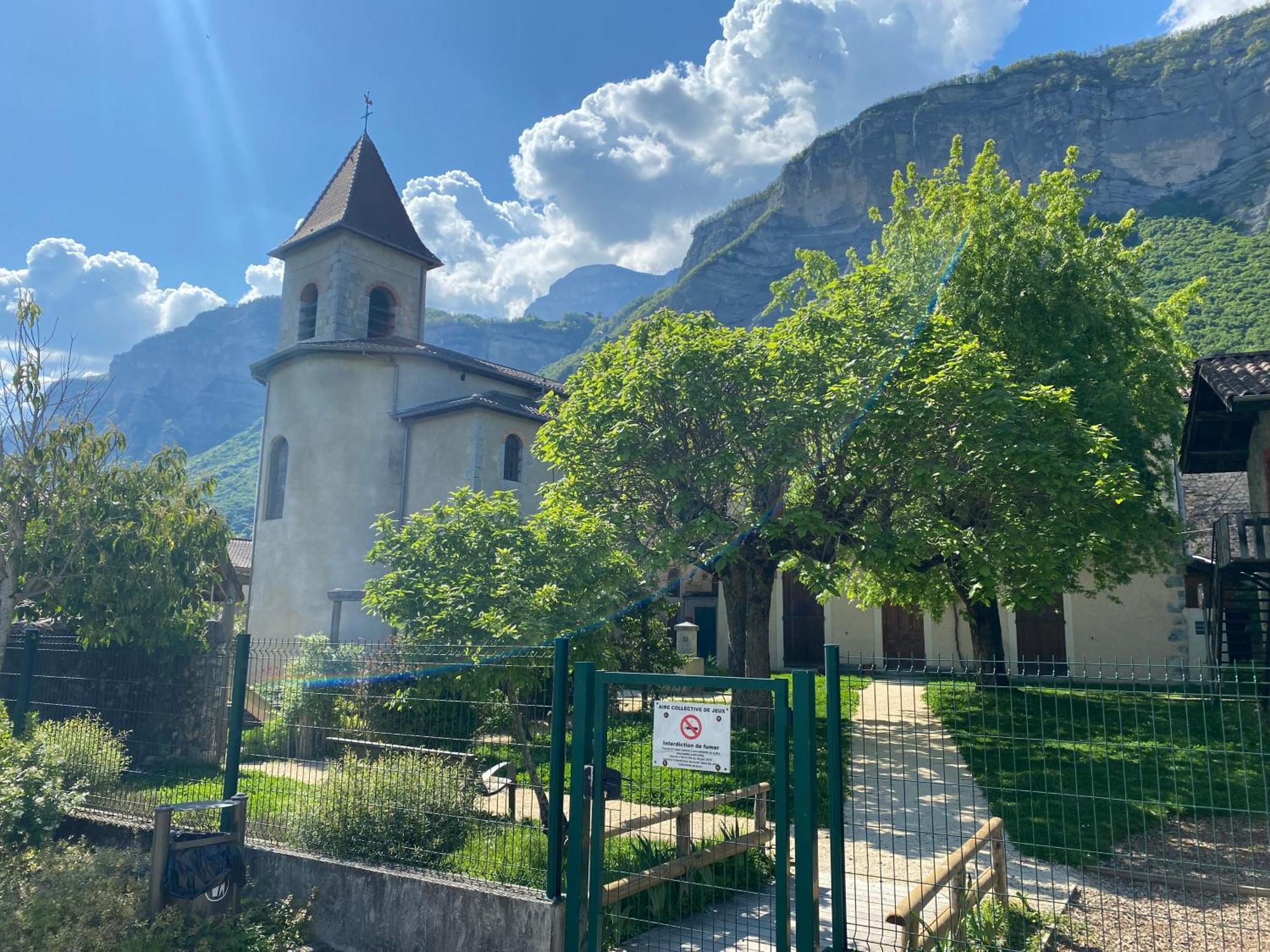 Maison De Village Au Pied De La Montagne Lumbin Экстерьер фото